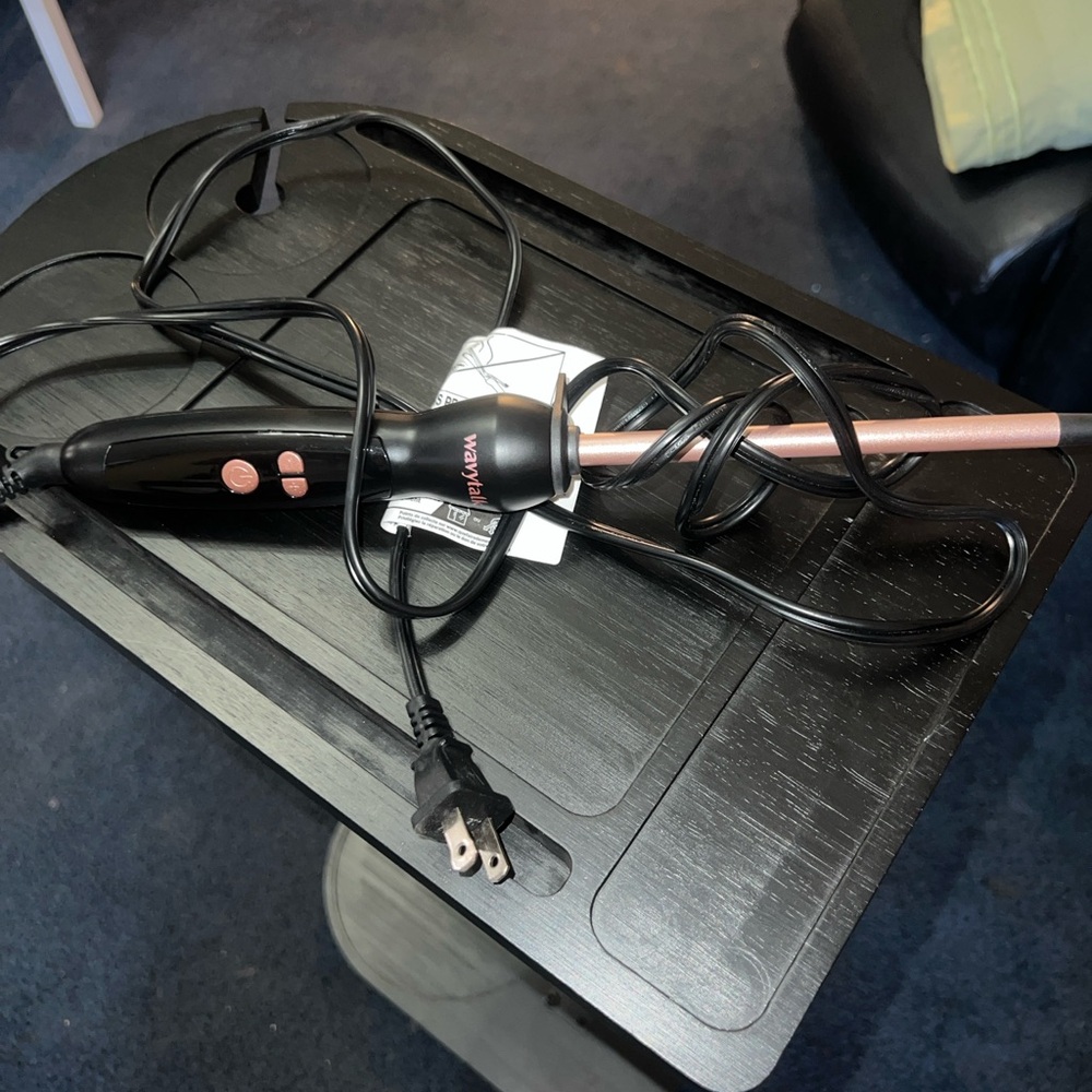 Black and Pink Skinny Curling Iron